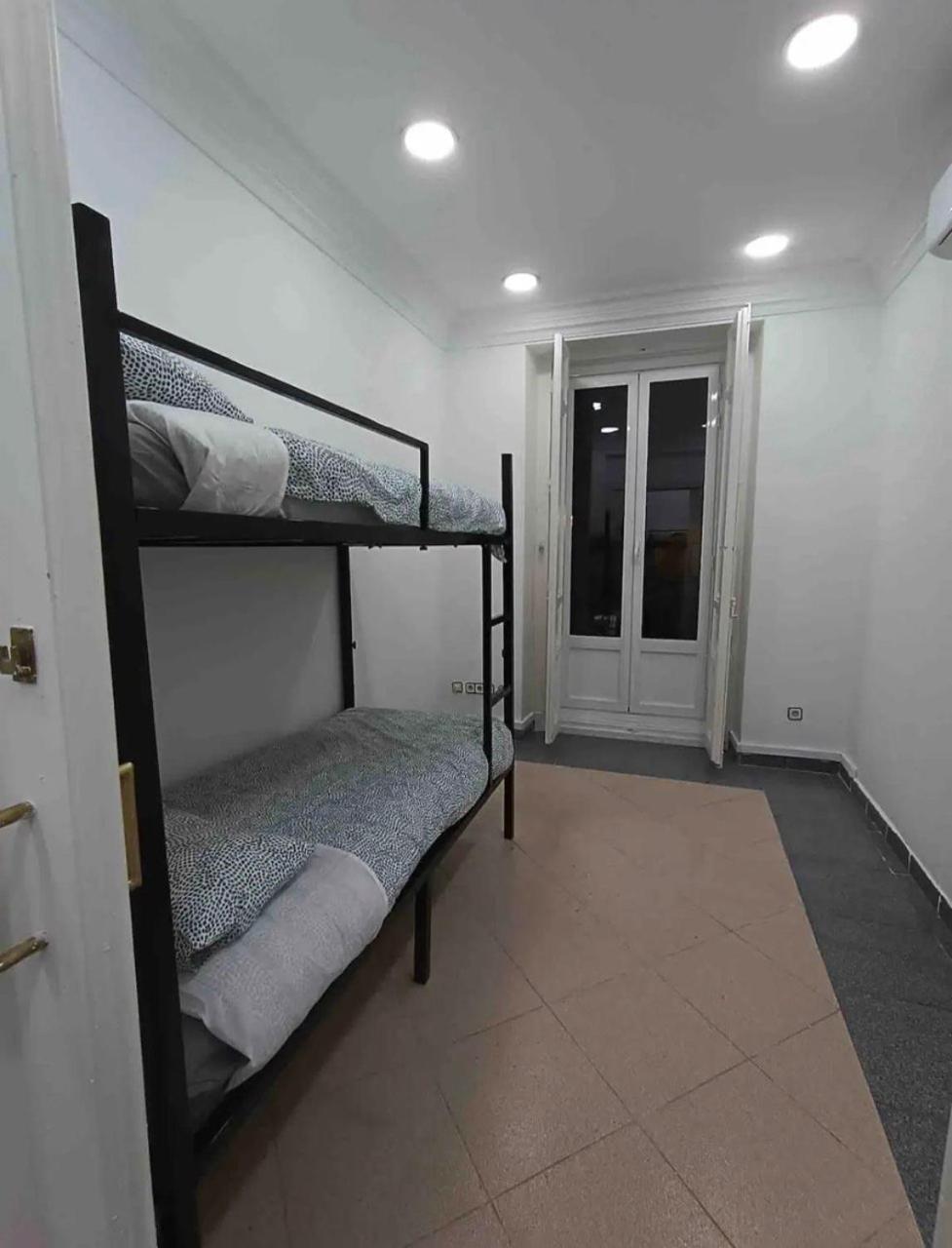 מלון מדריד Parsa Residencial House מראה חיצוני תמונה